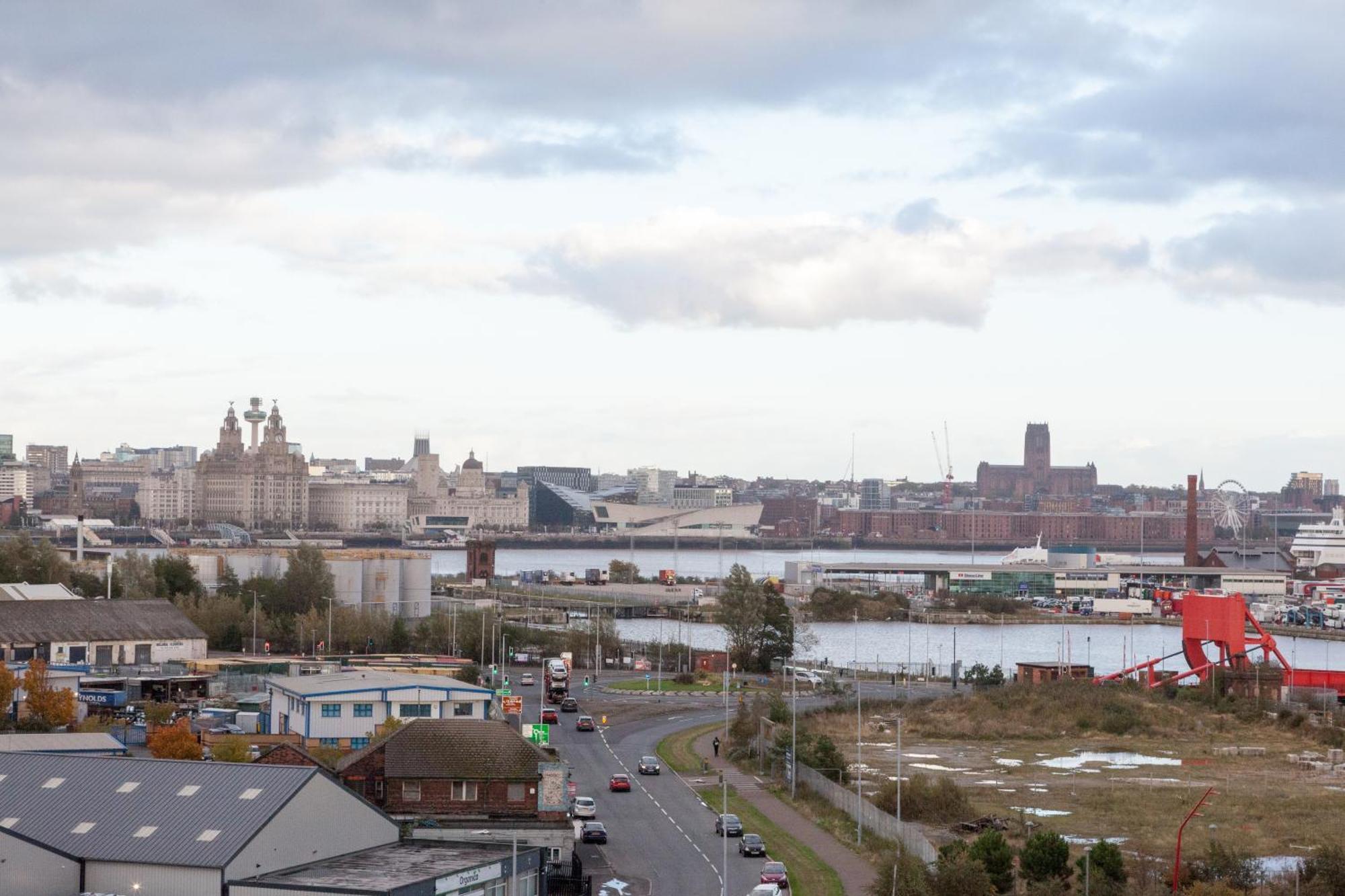 Weekly & Monthly Stays In Penthouse For Contractors Or Leisure Single Or Superking Beds Available Birkenhead Exterior foto