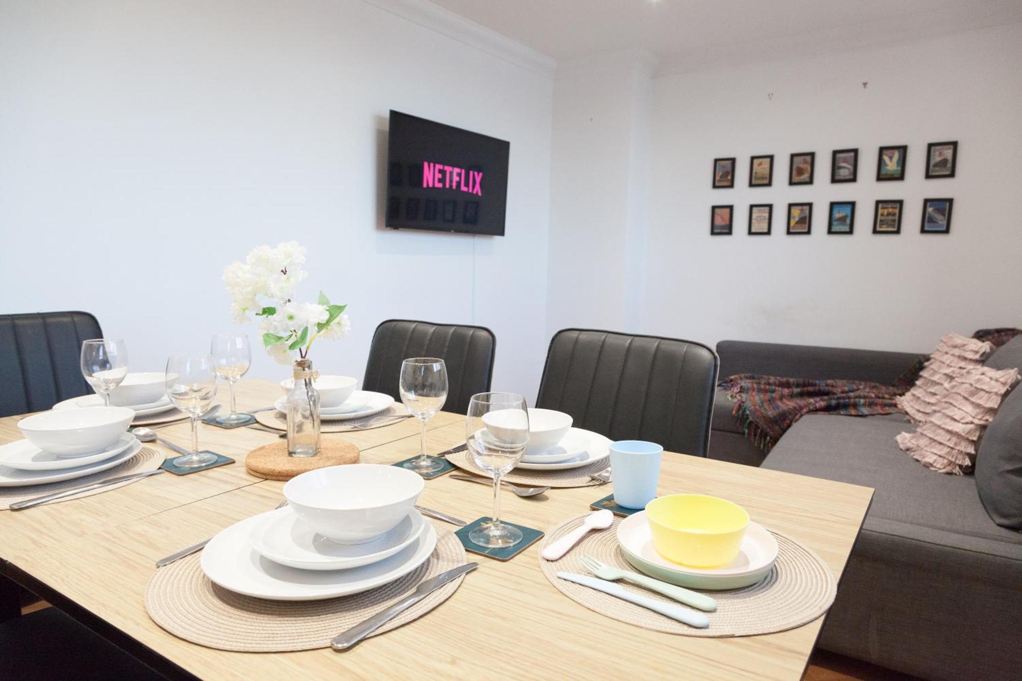 Weekly & Monthly Stays In Penthouse For Contractors Or Leisure Single Or Superking Beds Available Birkenhead Exterior foto